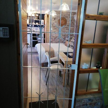 Pillow Place Парейс Екстериор снимка
