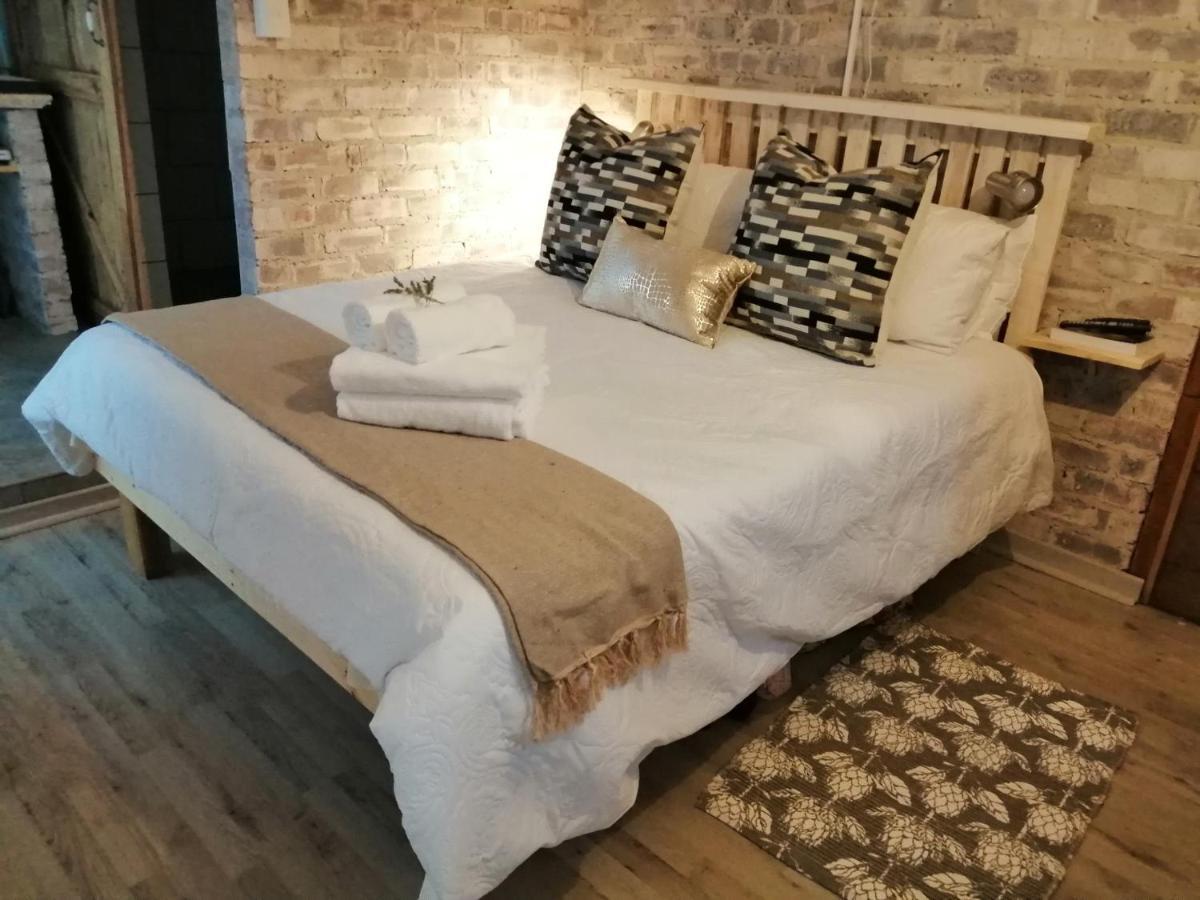 Pillow Place Парейс Екстериор снимка